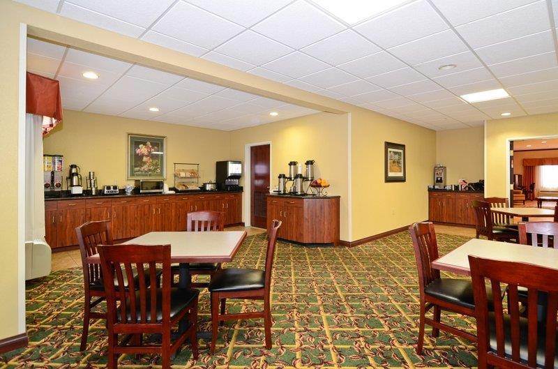 Best Western Lawrenceburg Inn Restaurant foto