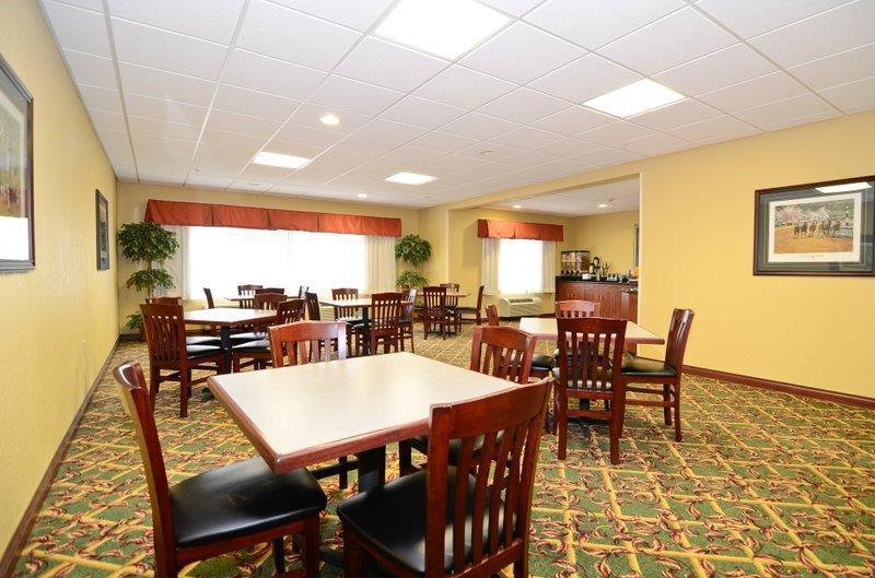Best Western Lawrenceburg Inn Restaurant foto